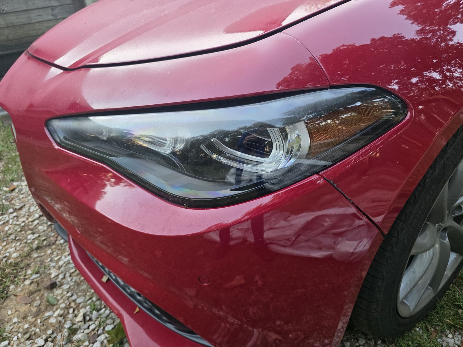 Giulia front bumper cover creased below the headlight